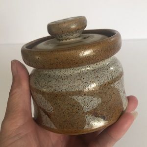 Pottery Speckled Sugar Bowl With Lid USA